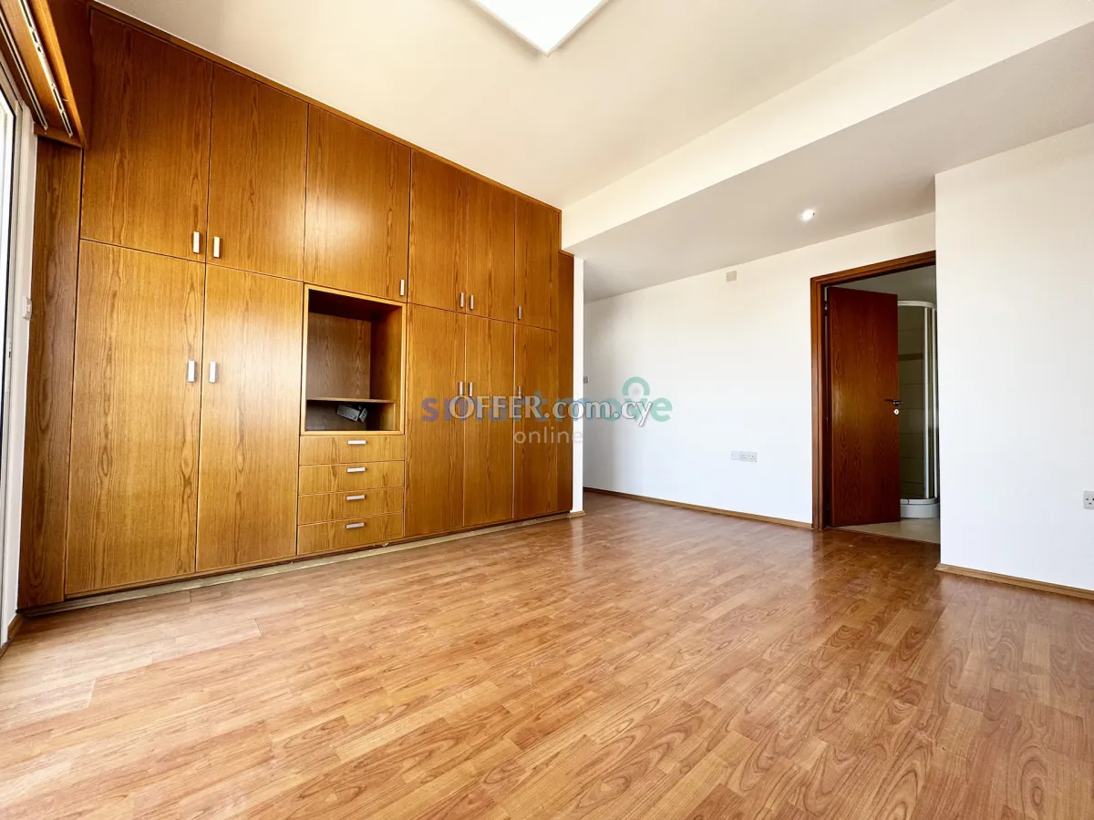 185m2 Modern Fully Renovated Office in Prime Location - 5