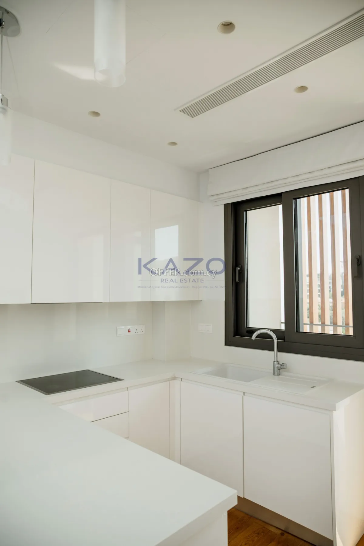 Modern 2-Bed Apartment with Pool, Germasoyeia Tourist Area - 6
