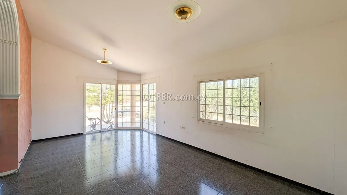 Three Bedroom House in Parekklisia Limassol - 3