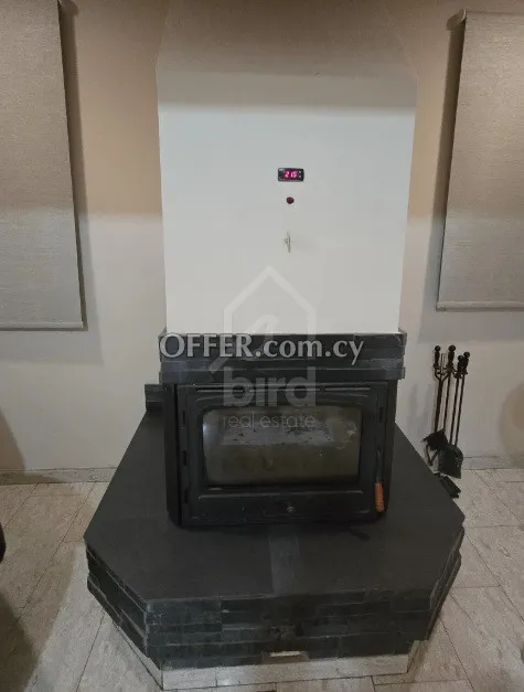 5 Bed Detached House for Sale in Palaiometocho, Nicosia - 3