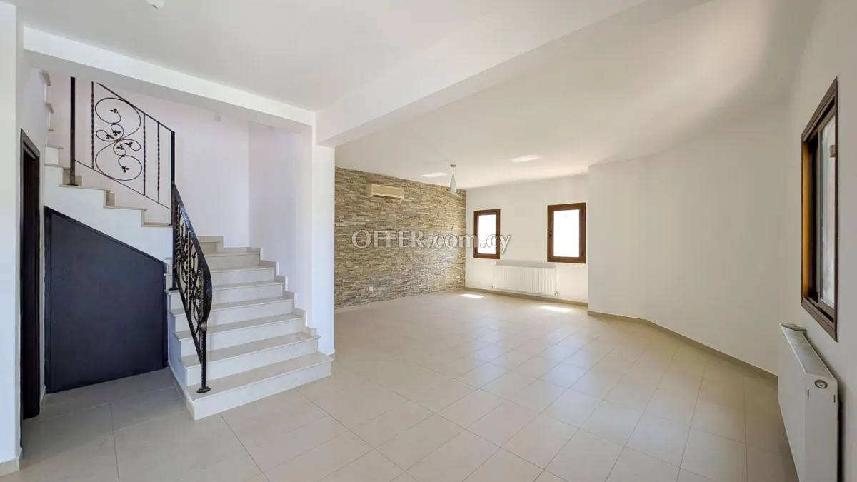 Four Bedroom House in Aradippou Larnaca - 3