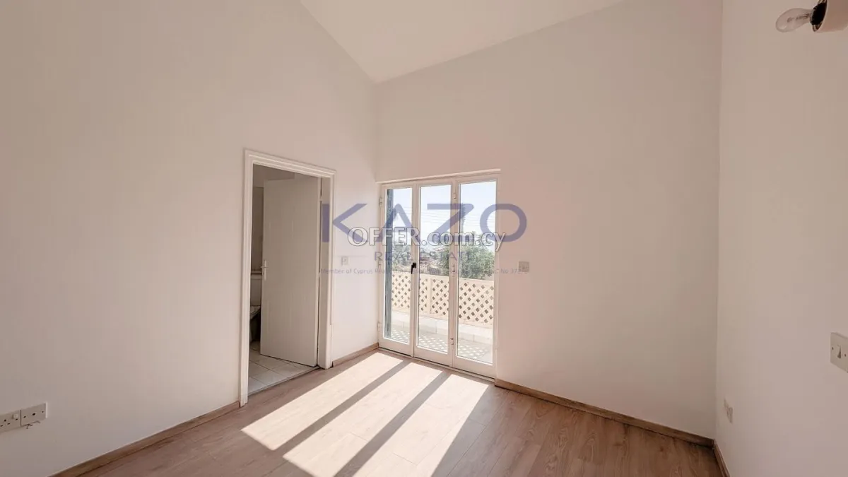 Two Storey Semi Detached House in Chloraka, Paphos - 6