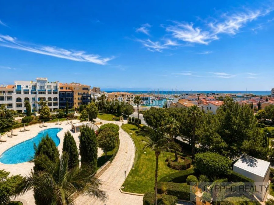 3-Bedroom Penthouse in Limassol Marina - 1