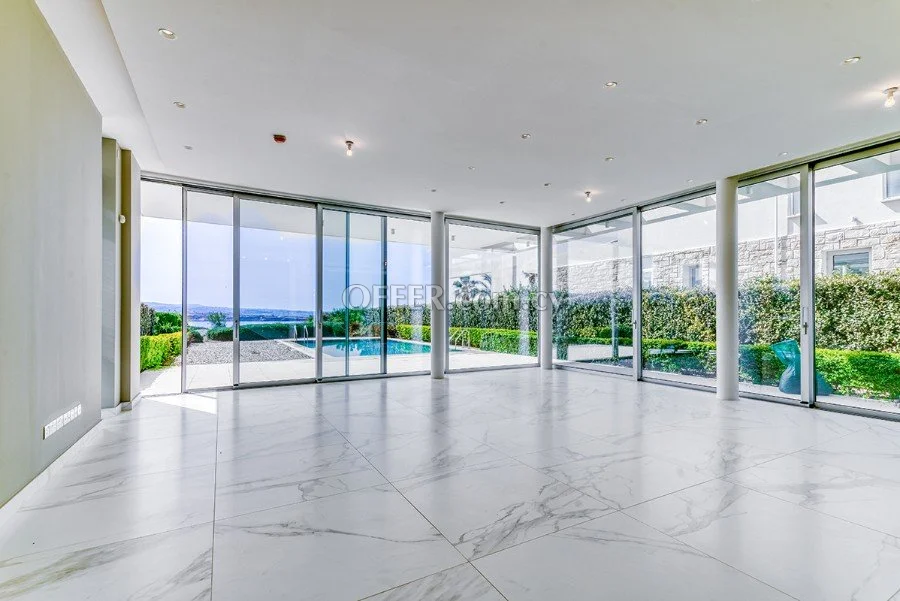 Luxury 5-Bedroom Seafront Villa in Coral Bay, Paphos - 3