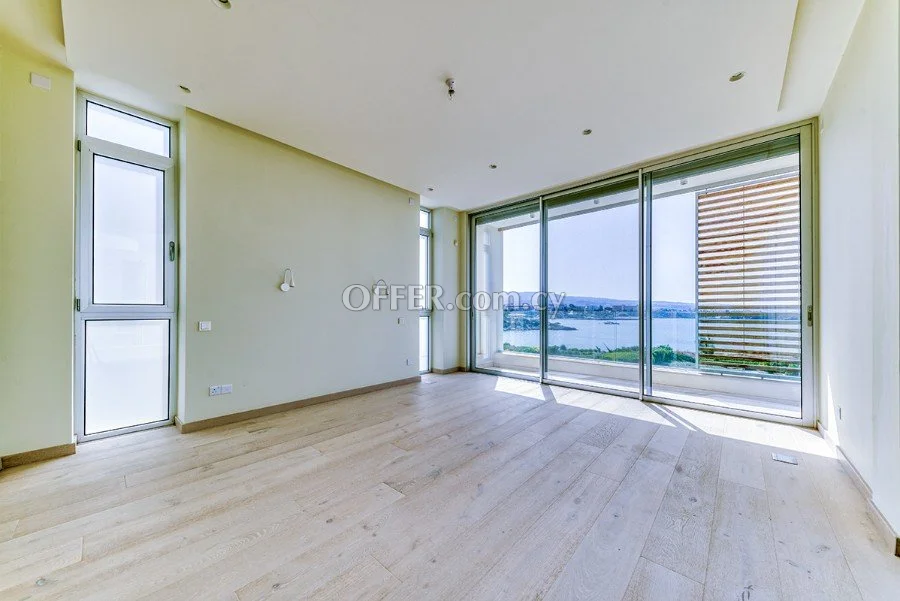Luxury 5-Bedroom Seafront Villa in Coral Bay, Paphos - 1
