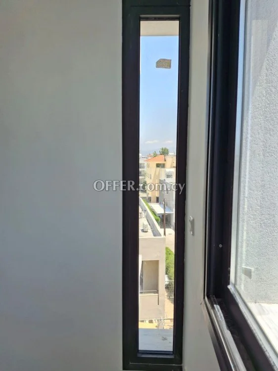 Whole floor 2 + 1 penthouse with private roof garden - 8
