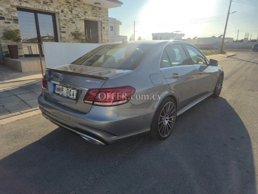 2014 Mercedes E220 2.2L Diesel Automatic Sedan - 4