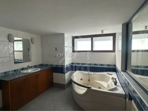 6 Bed Detached House for Rent in Engomi - Makedonitissa, Nicosia - 3