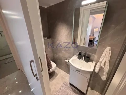 Renovated 2-Bed Top-Floor Apartment in Agios Nektarios - 4