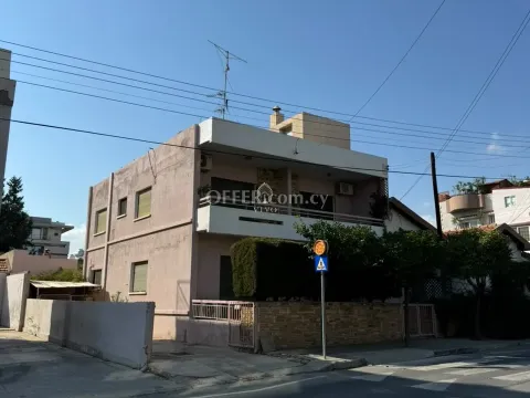 FOUR BEDROOM SEMI DETACHED VILLA IN CITY CENTRE, LIMASSOL - Main Photo