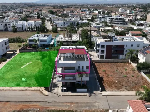 Two Bedroom Apartment with Roof Garden in Lakatamia Nicosia