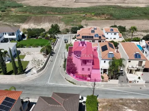 Four Bedroom House in Aradippou Larnaca - Main Photo