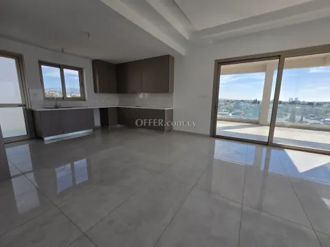 2 Bed Apartment for rent in Kato Polemidia, Limassol