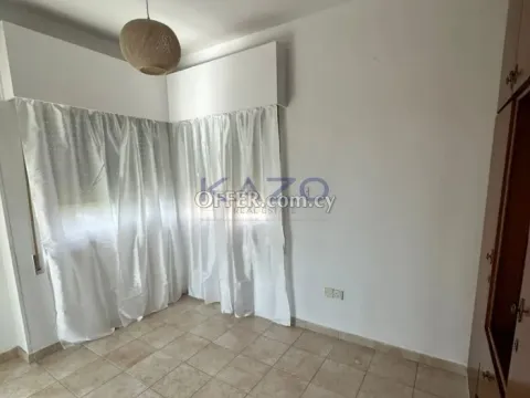 Well-Located 2-Bed Apartment in Petrou & Pavlou - 9