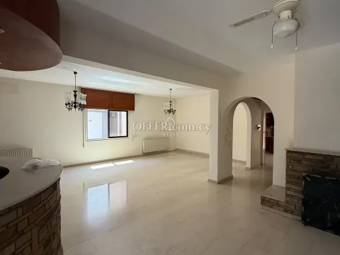 FOUR BEDROOM SEMI DETACHED VILLA IN CITY CENTRE, LIMASSOL - 8