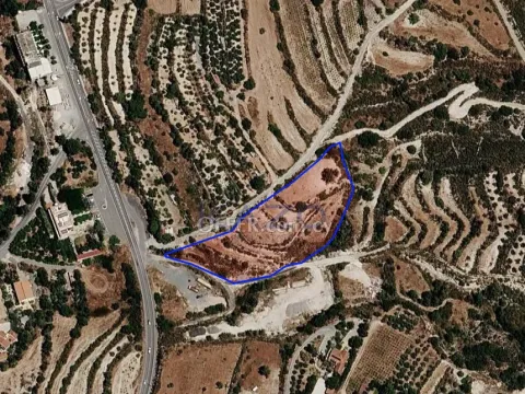 Large Residential Land in Doros (7239 m2) - 4