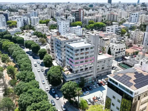 Office space in Trypiotis Nicosia - 8