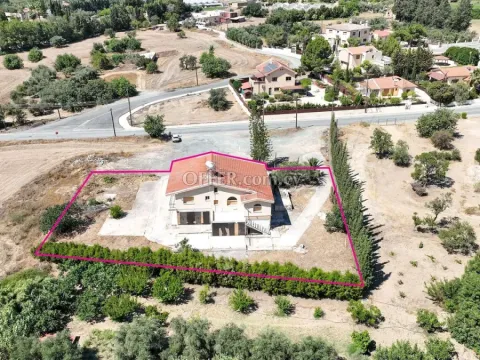 Three Bedroom House in Parekklisia Limassol - 8