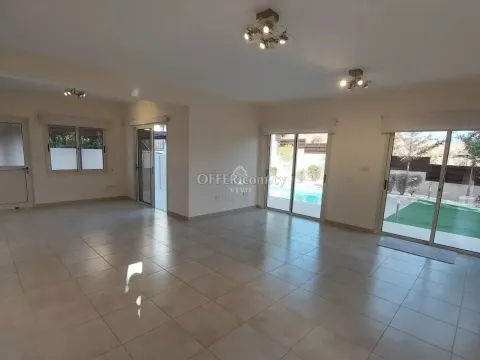 3 BEDROOM VILLA IN GERMASOGEIA WITH A POOL - 9