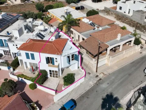 Two Storey Semi Detached House in Chloraka Paphos - 8