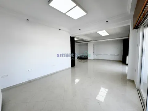 185m2 Modern Fully Renovated Office in Prime Location - 9