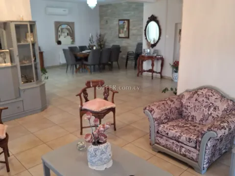 House (Detached) in Agios Athanasios, Limassol for Sale - 3