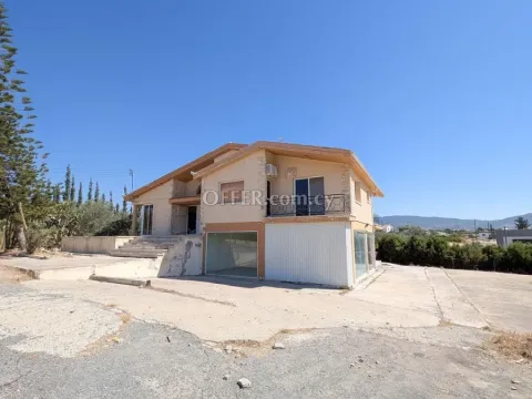 Three Bedroom House in Parekklisia Limassol - 6