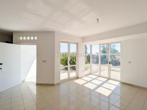 Two Storey Semi Detached House in Chloraka Paphos - 5