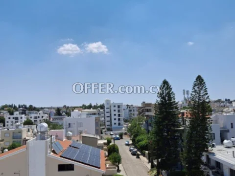 Whole floor 2 + 1 penthouse with private roof garden - 5