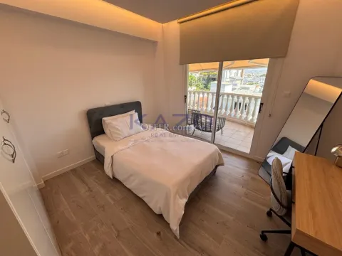 Renovated 2-Bed Top-Floor Apartment in Agios Nektarios - 6