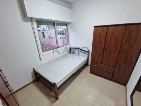 Well-Located 2-Bed Apartment in Petrou & Pavlou - 3