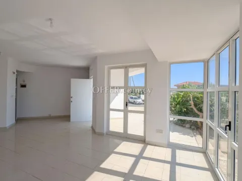 Two Storey Semi Detached House in Chloraka Paphos - 4