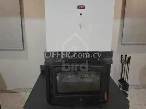5 Bed Detached House for Sale in Palaiometocho, Nicosia - 3