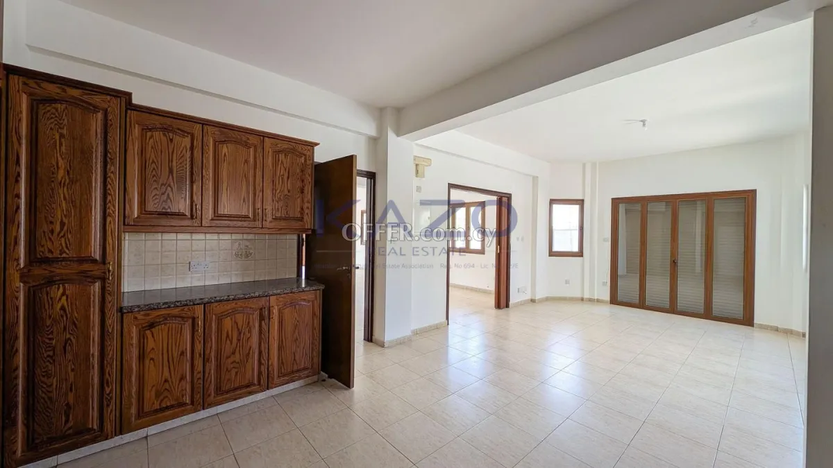 Detached Two Storey House in Aradippou, Larnaca - 4