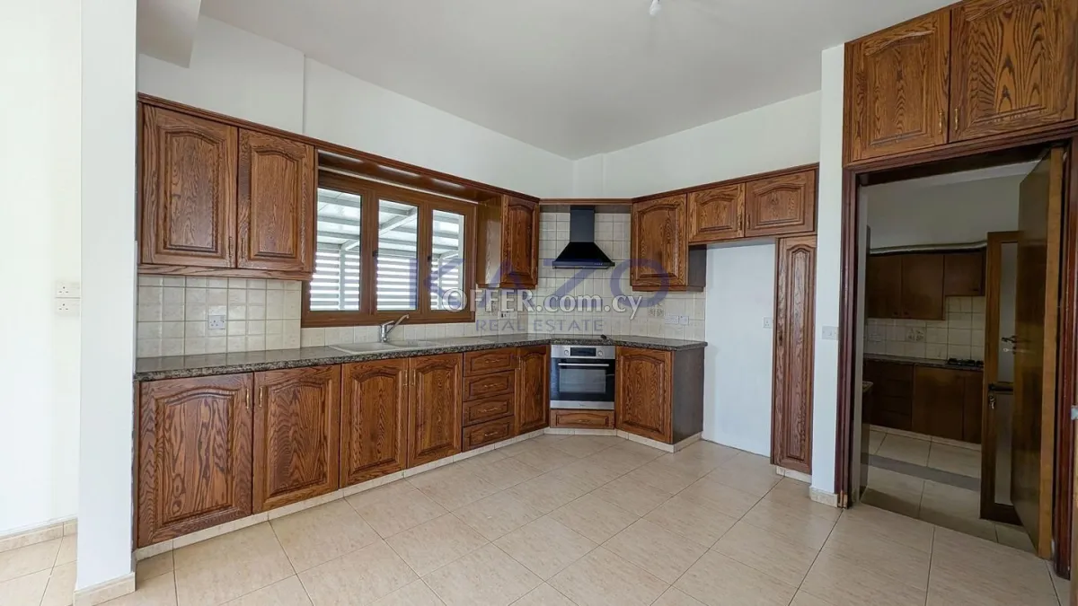 Detached Two Storey House in Aradippou, Larnaca - 3