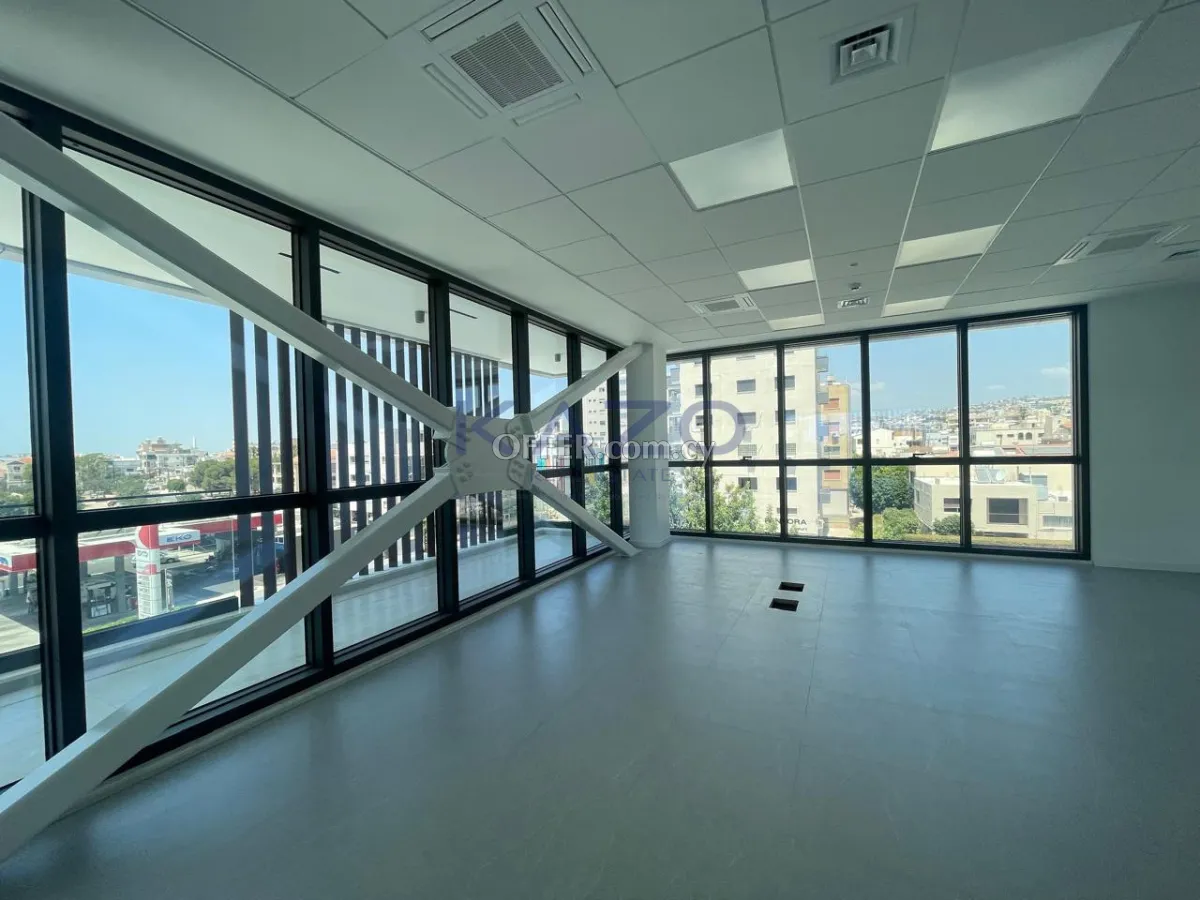 Modern 279 m2 Office PLUS 96m2 covered balcony for Rent in Kapsalos - 3