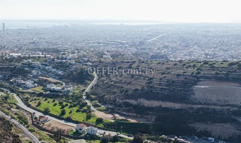 15,692 m² Residential Field in Panthea - 1