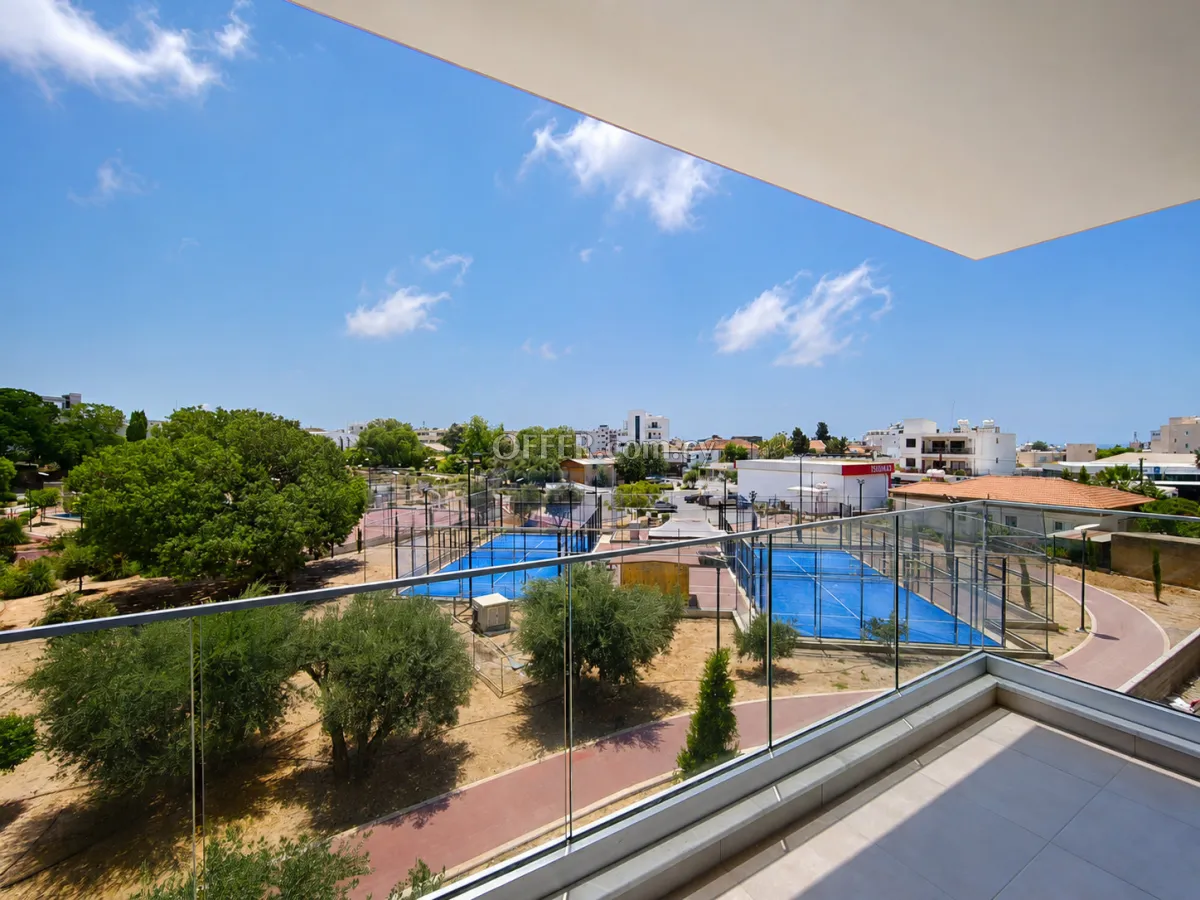 Modern Furnished 3-Bed Apartment, Paphos Center - 1
