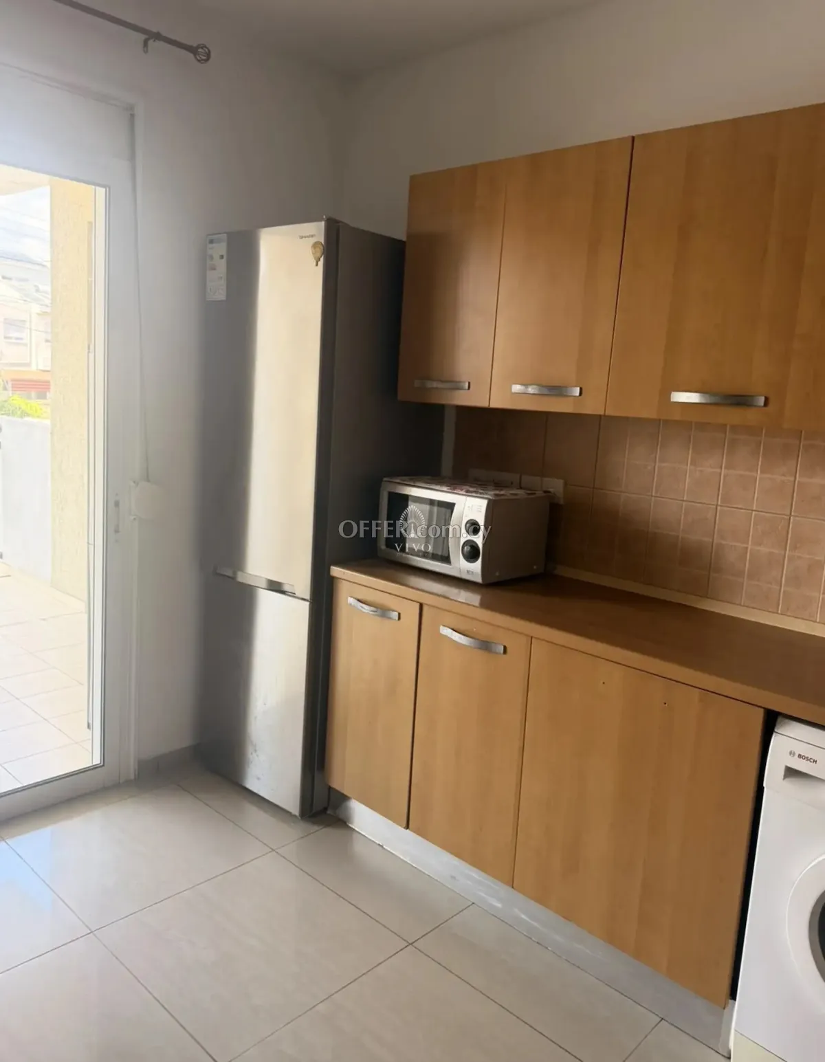 THREE BEDROOM APARTMENT IN MESA GEINONIA, LIMASSOL - 8