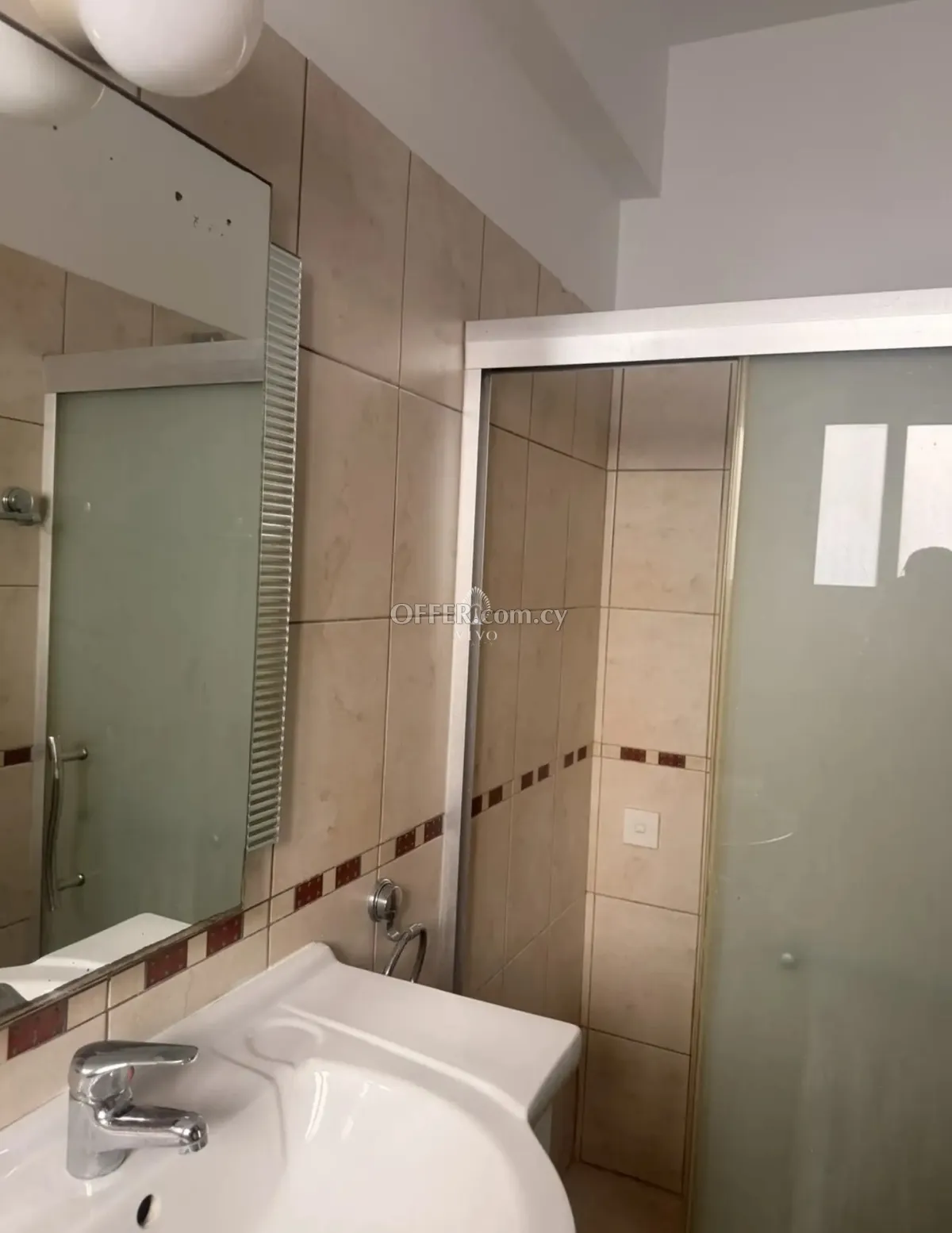 THREE BEDROOM APARTMENT IN MESA GEINONIA, LIMASSOL - 7