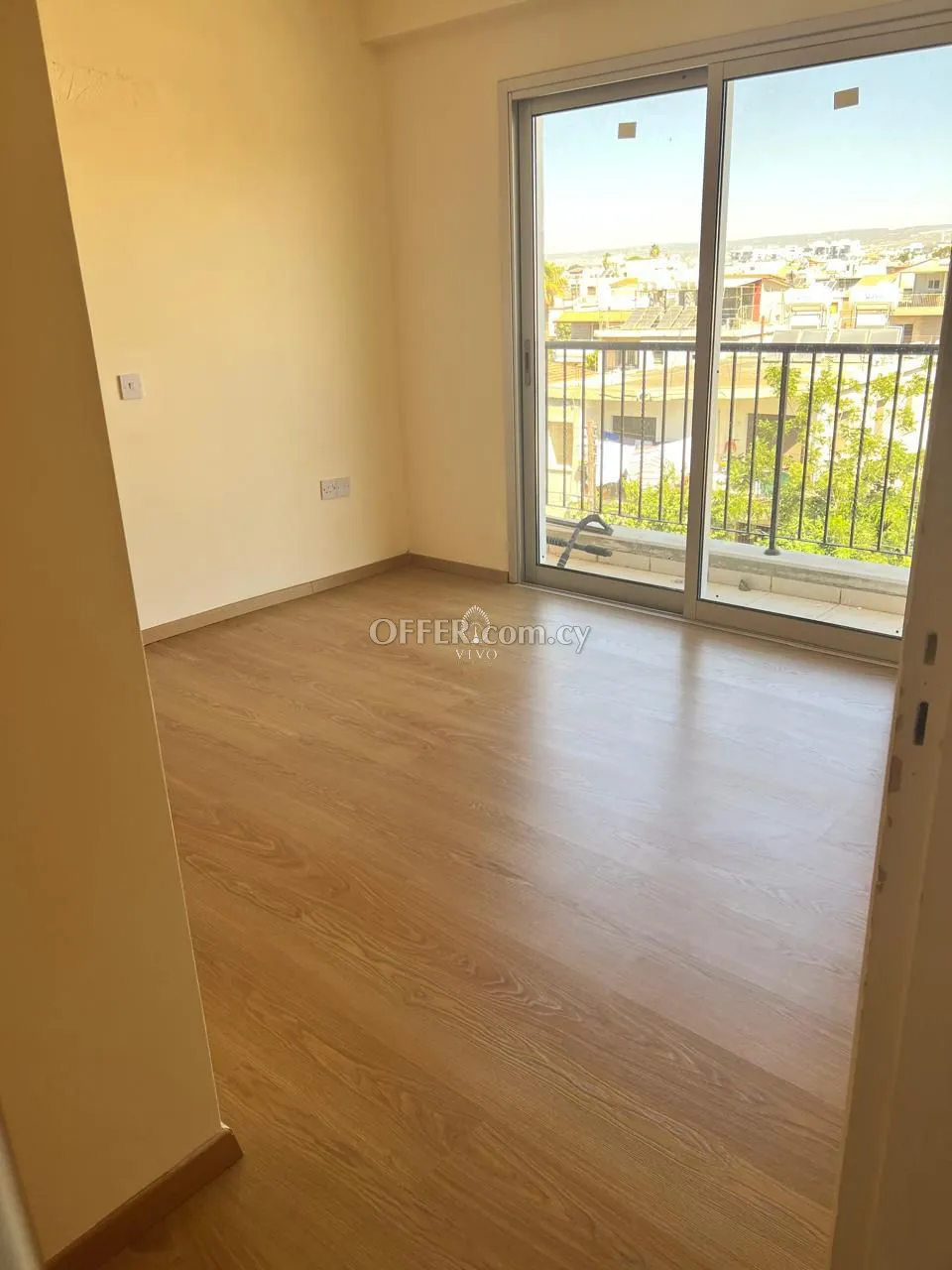 THREE BEDROOM PENTHOUSE IN AGIOS SPYRIDON - LIMASSOL - 9