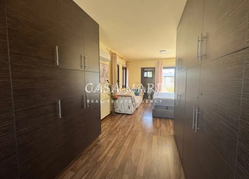 5 Bedroom Villa Latsia, Nicosia - 5