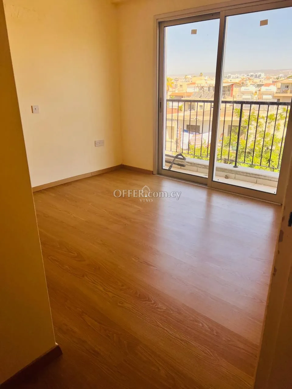 THREE BEDROOM PENTHOUSE IN AGIOS SPYRIDON - LIMASSOL - 8