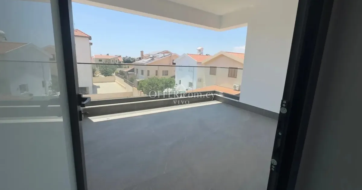 MODERN 2 BEDROOM APARTMENT IN YPSONAS - 4