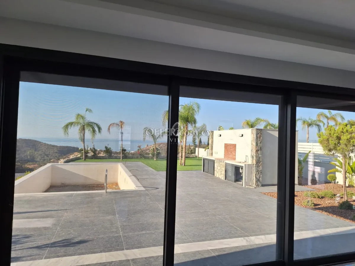 LOVELY 4 BEDROOM FURNISHED MODERN DESIGN VILLA WITH LOFT AND UNINTERRUPTED SEA VIEWS IN PAREKLISIA - 4
