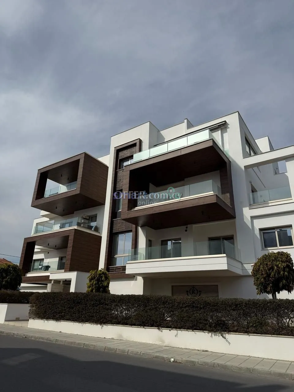 3 Bedroom Penthouse For Sale Germasogeia Limassol - 2