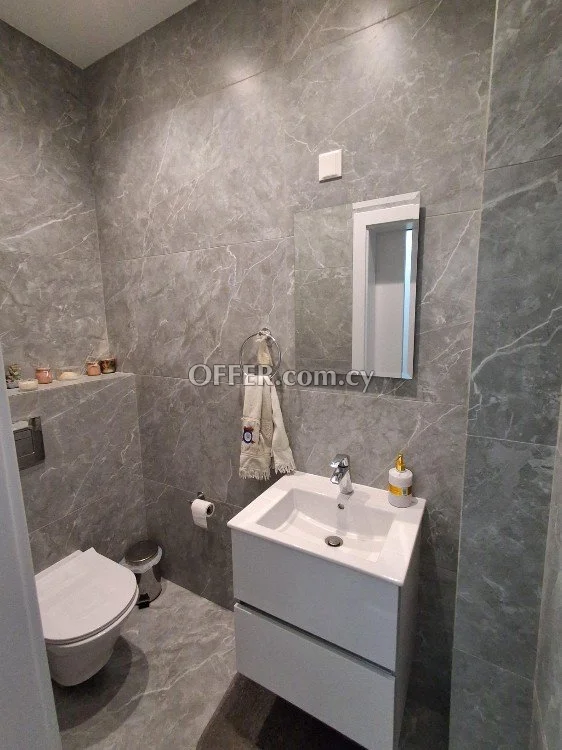 Modern 2 bedroom resale apartment - 4