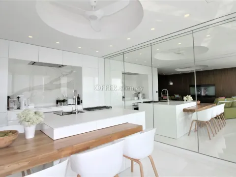 FIRST LINE TOP FLOOR  TWO BEDROOM APARTMENT WITH PANORAMIC SEA VIEW  FOR SALE - 3