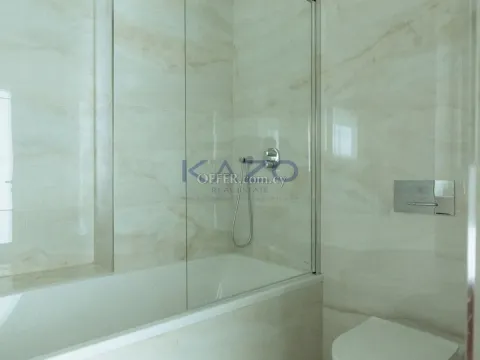 Modern Seafront 2-Bed Apartment in Neapolis - 5