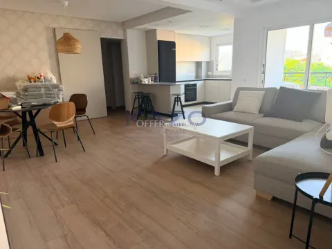 Modern 3-Bed Top-Floor Apartment in Petrou & Pavlou - 3